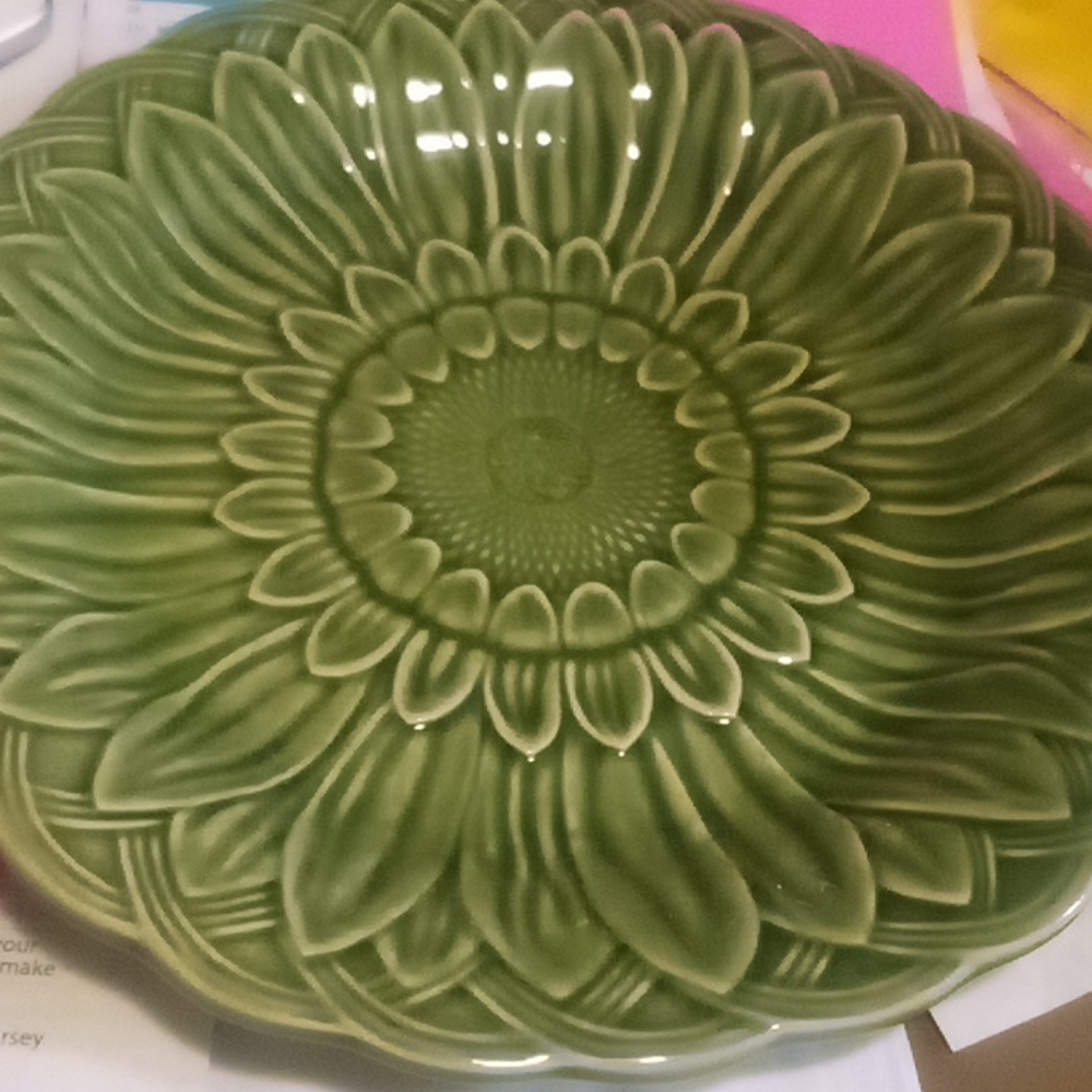 Tiffany majolica sunflower plate